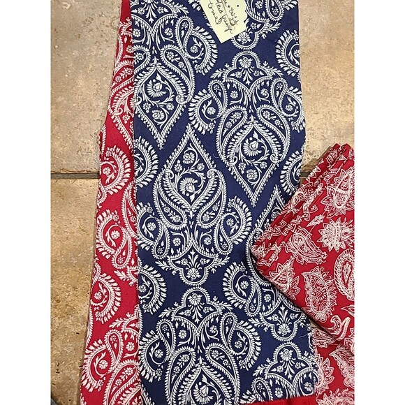 PLacemats (4) NAPKINS (6) RED WHITE PAISLEY BANDANA 100% COTTON  2 Dish Towels - Picture 8 of 11